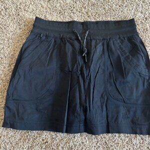 BLACK NORTH FACE Hiking Skirt: Very Good Condition